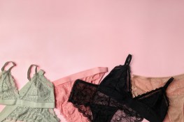 beautiful-set-women-s-underwear-pink-background